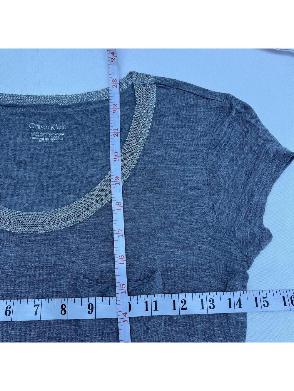 Calvin Klein Grey Scoop Neck Short Sleeve T-Shirt W Silver Chains Neck Sz XS - Picture 7 of 8